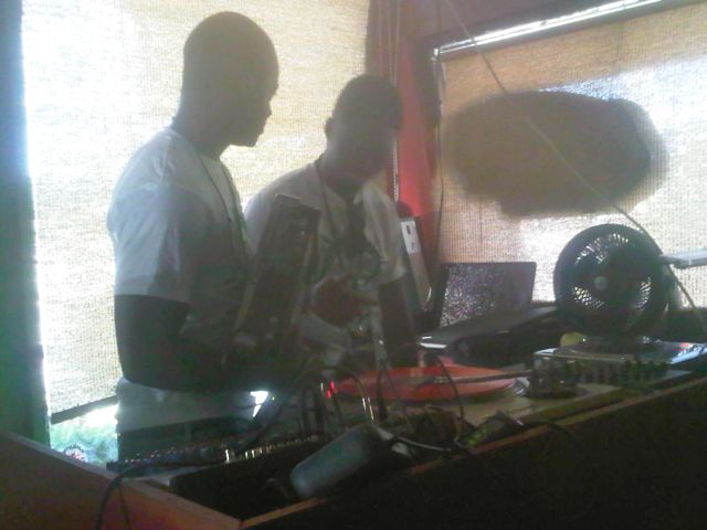 TolumiDE at Naija DJs Conference 2011 - 5